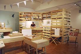 Pin By Moorea Seal On Future Retail Space Decor Pallet Room Design Pop Up Shop