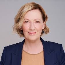 Gina Payne's Instagram, Twitter & Facebook