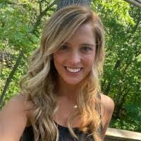 Elizabeth Boulton's Instagram, Twitter & Facebook