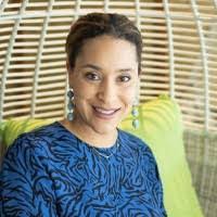 Leslie Emmons's Instagram, Twitter & Facebook