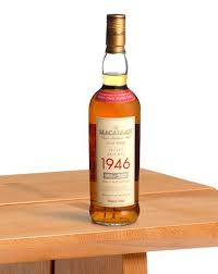 The Macallan Select Reserve 52 Year Old 1946 Bottled 1st May 1998 Distilled And Bottled By The Macallan Distillers Ltd Whiskey Whisky Macallan Whiskey Bottle