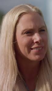 Een moeilijk maar mooi moment voor Patrick: samen met zijn vrienden timmert  hij zijn kist in elkaar 💜