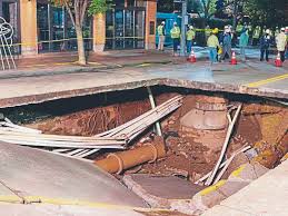 pittsburgh sinkhole that swallowed a