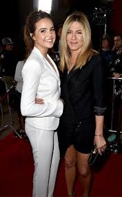 Bailee Madison Jennifer Aniston From The Big Picture Today S Hot Photos Jennifer Aniston Photos Jennifer Aniston Style Jennifer Aniston