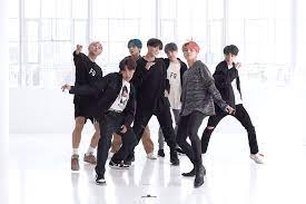 Bts S Dance Practice Videos Are Always A Treat To See On April 21 The Group Dropped A Closer Look At Bts Dance Practice Bts Dance Boy With Luv Dance Practice