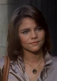 Donna Wilkes's Instagram, Twitter & Facebook