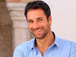 Raoul bova (born 14 august 1971) is an italian actor. Get To Know Actor Profile Raoul Bova Filmdoo