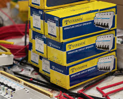 Introduce,tel, fax, email, site, address unisolutions (m) sdn bhd. U Net Sdn Bhd Evernew Quaxion Greensafe Viocasth Electrical Partner Electrical Service Provider Malaysia