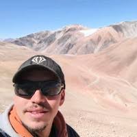 60+ "Manuel Oro" profiles