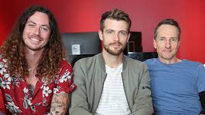 Let's drinks some beers, eat some chocolate, sing some. Hands Like Houses 2021 Triple J