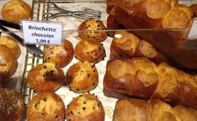 Boulangerie Desem Place Wilson Close To The Tourism Information Center Limoges Briochette Chocolat Glace Chocolat Boulangerie