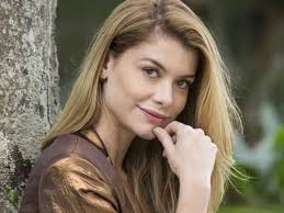 INSPIRE-SE NOS ESMALTES DAS PERSONAGENS DE “ROCK STORY”