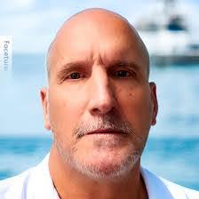 Jean Gaylor's Instagram, Twitter & Facebook