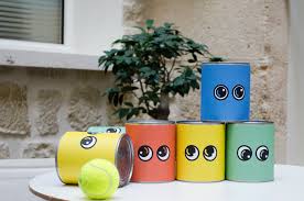 Des rouleaux en carton vide. Diy Fabriquer Un Chamboule Tout Rigolo