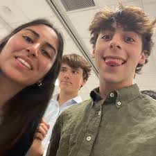 GBSMUN won best medium delegation at KNIGHTMUN this weekend! 🔥🔥 Best