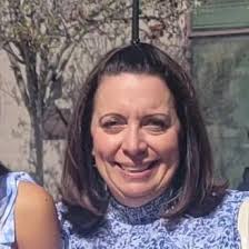 Hi all! How do yall move a kid across the country into a dorm when you  can't drive there? We have to fly to my daughter's school and I am not sure