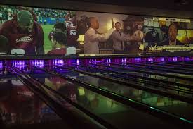 Cela signifie qu'il est actuellement 11:28. The Biggest Movie Screen In Texas At Casa Blanca Movie Screen Movies Screen