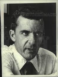 1978 Press Photo Bob McKenna, Florida Division of Fraudulent Claims, in  Miami
