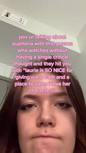 Euphoria Laurie and Rue Bath