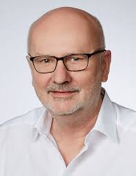 Die Mitarbeiter des Unternehmen Autohaus Platzer & Wimmer GmbH in Hutthurm