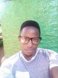 Mtu na Ex-Wake 😂😂😂 Senator Karen Nyamu with her baby daddy Samidoh  during DP Rigathi Gachagua's sister-in-law burial in Muranga county.