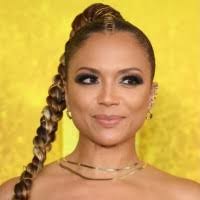 200+ "Oakley" profiles