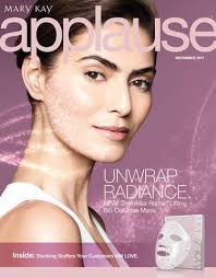 Applause December 2017 by Fatima Cajina