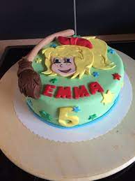 Das können nicht nur bibi und tina, sondern die gesamte filmcrew bestätigen. Bibi Blocksberg Torte Bibi Blocksberg Torte Geburtstag Kuchen Madchen Torte Kindergeburtstag