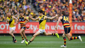 The afl live official app includes: Afl Live Pass Telstra To Refund Footy Fans After Accc Investigation Herald Sun