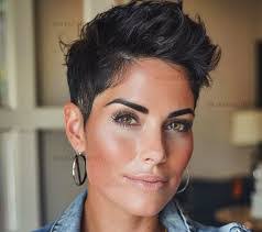 Tonya Bowden's Instagram, Twitter & Facebook