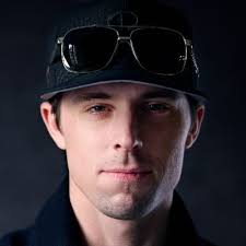 Posts with replies by Julian Dorey (@julianddorey)