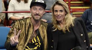 Lo ha annunciato il direttore di chi, alfonso signorini. Chi E Wilma Facchinetti La Moglie Di Francesco Facchinetti