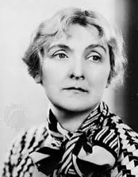 Dame Sybil Thorndike : A Patron of The Young Theatre