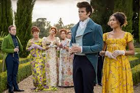 Según explica netflix en un comunicado, bridgerton es una serie romántica, escandalosa y aguda sobre la intemporalidad de las amistades duraderas, las familias que encuentran su lugar y la búsqueda de un amor que todo lo conquiste. Bridgerton Meet All The Characters In The Netflix Regency Drama Entertainment Tonight