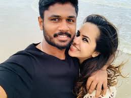 Get sanju samson photo gallery, sanju samson pics, and sanju samson images that are useful for samudrik, phrenology, palmistry/ hand reading, astrology and other methods of prediction. Sanju Samson Girl Friend Hd Photos Wallpapers Images Whatsapp Dp 4k Wallpaper Image Free Dowwnload