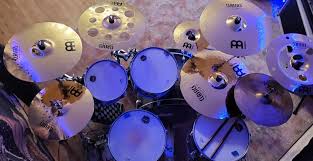 Seattle based drummer with chops, technique, gear, and a ton of touring  experience seeking an extreme metal band to play for. Fav subgenres are  black metal, tech death, and prog metal. Ready