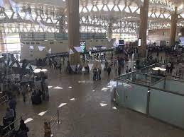 مصادر الصور المتداولة لزحام العمالة في مطار الرياض قديمة