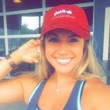 Julie Kersjes's Instagram, Twitter & Facebook