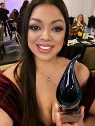 Jeannie Starks's Instagram, Twitter & Facebook