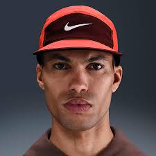 Seven benefits of doing push-ups . Nike HR