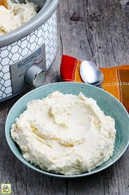 Butter the insert of the slow cooker. Crockpot Mashed Potatoes Recipe This Mama Cooks On A Diet