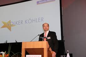 Sparda bank nürnberg die bank mit den zufriedensten kunden hier gibt es das kostenlose girokonto und besonders günstige angebote für baufinanzierungen und geldanlagen sowie altersvorsorge wie z b riester rente für unsere mitglieder führen wir das girokonto schon immer kostenlos Vorstandsvorsitzender Der Sparda Bank Nurnberg Volker Kohler Geht In Den Ruhestand Nurnberg