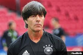 Jonas hofmann iddiası, gallardo bir adım önde, joachim löw'e teklif yapıldı, altın çocuk musiala, almanya milli takımı'nı seçti!, arsenal'den fenerbahçe'ye. Almanya Milli Takimi Teknik Direktoru Low Taraftarlarin Taskinligi Almanya Icin Utanc Verici Yenibirlik Gazetesi