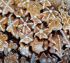 Cut into squares & place on rack to cool. Advent And Christmas Traditions In The Czech Republic Online Programs Kckpl