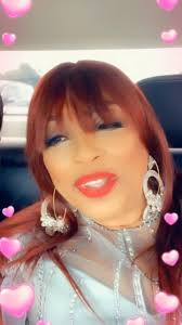 My mom can do what ever she want because she earned that  @lorettaneroeverything_hair you’re my everything love you mom❤️