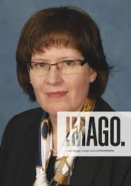 Karin Weber, Mitglied der elften Synode der Evangelischen Kirche in  Deutschland . Foto vom