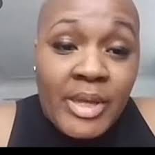 Chris chisom (@chrischisom) กำลัง LIVE