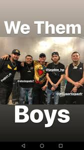 The trio was founded in 2017 as a local band who were among the first to play in the emergent acoustic style. Pin By Daira Rp On Herencia De Patrones Clika Shit Cute Guys Fine Boys My Daddy