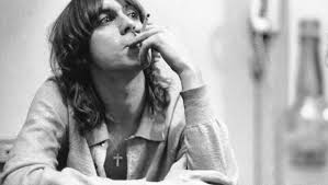 Hippodrome paris 77 von iggy pop; Iggy Pop Veroffentlicht Erstmals Musikvideo Zu The Passenger