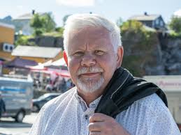 Utvik Senior: Russer med fire kabler ned på vraket